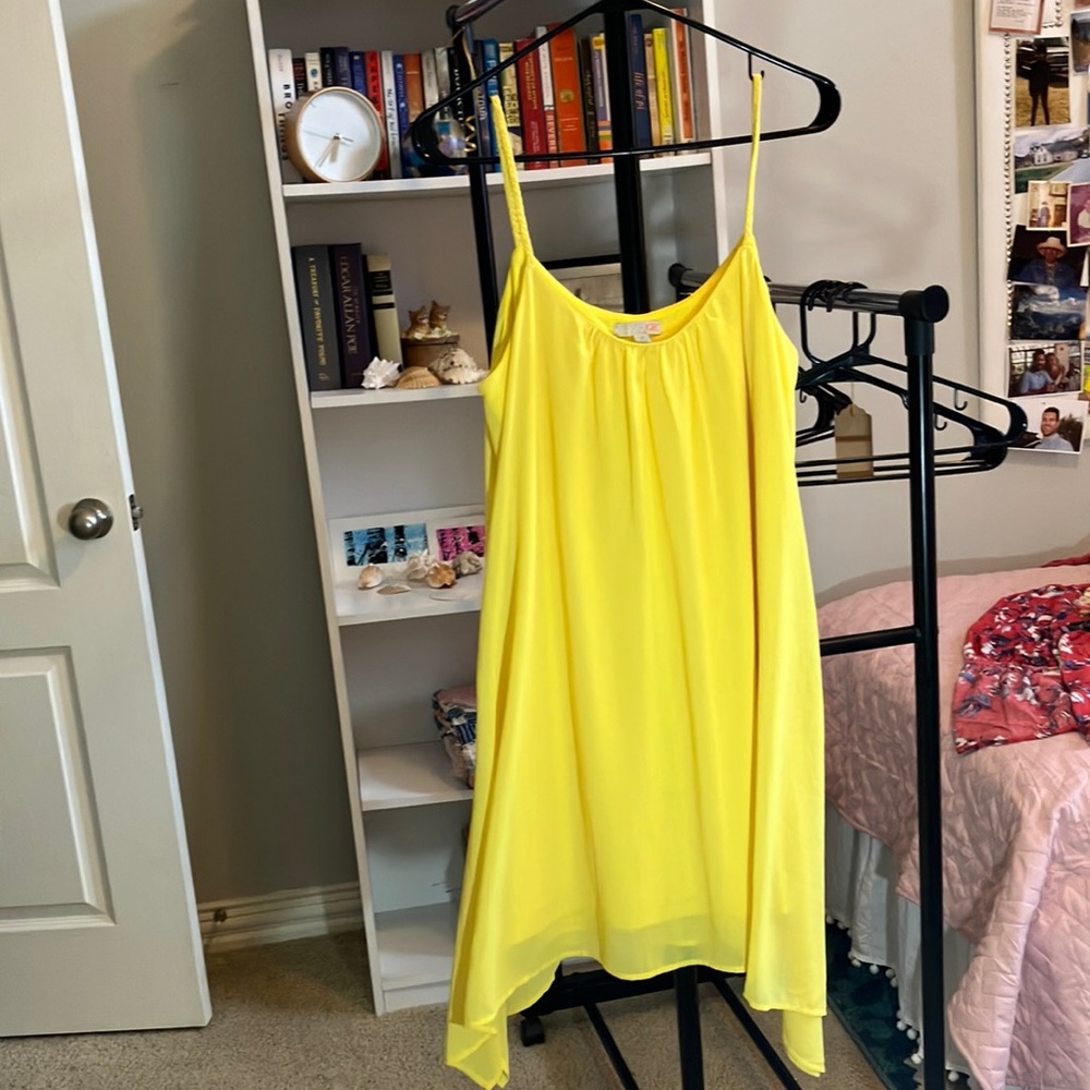 Flower, yellow dress